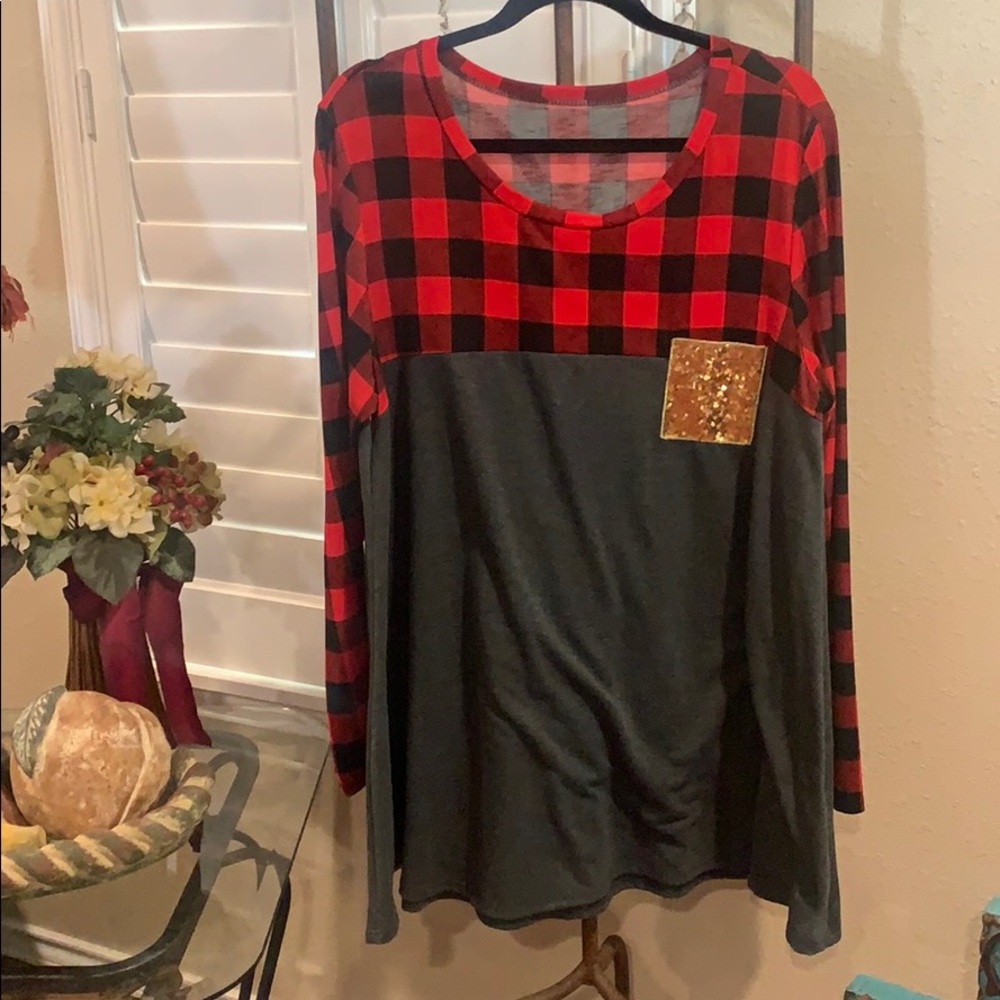 Super cute long sleeve top